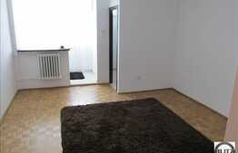 Garsoniera 32 mp, zona Liceul Lucian Blaga. Finisaje noi si moderne