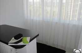 Garsoniera 32 mp, zona Liceul Lucian Blaga. Finisaje noi si moderne