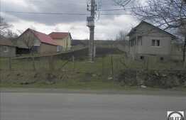 Teren de vanzare in Ciurila 1300 mp, front 13.50 ml, zona linistita de case!