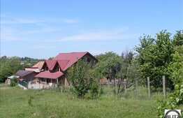 De vanzare teren in zona Feleac, 1350 mp, pret 30 euro/mp. Ideal pentru casa.