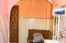 De vanzare 1 camera, decomandat, zona Expo Transilvania