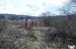 Teren ideal pentru casa, 800 mp cu 20 m front, utilitati pe teren