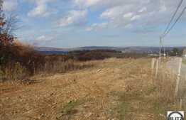 De vanzare teren in zona Faget, 1000 mp