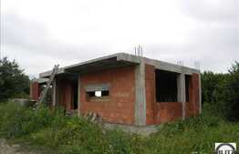 Teren cu autorizatie de constructie! 570 mp aproape de padure!