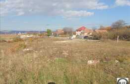 Teren pretabil pentru constructie casa !!