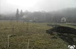 Teren de vanzare, 820 mp, cu front stradal de 25 ml, zona linistita!