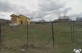 Teren de vanzare 1800 mp, front 28 ml, utilitati la front!