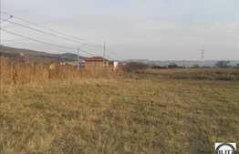 Teren 500 mp, toate utilitatile la front, zona linistita! PUD in derulare