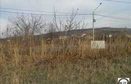 Teren 500 mp, toate utilitatile la front, zona linistita! PUD in derulare