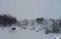 Vanzare teren, pozitie deosebita, 900 mp cu front de 21 ml