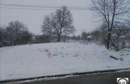 Vanzare teren, pozitie deosebita, 900 mp cu front de 21 ml