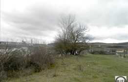 Vanzare teren 8200 mp, cu front 120 ml, zona Cheile Baciului, POT 30 % CUT 0.9