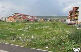 Vanzare teren 3340 mp, front la 2 strazi.