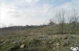 Teren 1600 mp, front 35 ml, POT 35 % CUT 0.9. Ideal investitie!