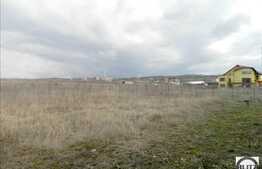 600 mp teren cu front de 20 ml, la 1 km de cartier Gheorgheni. Cu autorizatie!