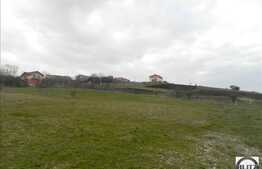 Teren de vanzare 1000 mp, cu front de 20 ml, POT 35% CUT 0.9. Zona linistita!