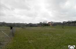 De vanzare 2000 mp, front 40 ml, POT 35 % CUT 0.9. Posibilitate de asociere!