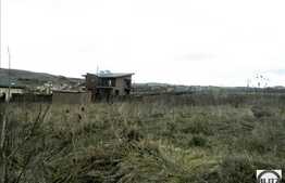 2200 mp teren de vanzare, cu front de 40 ml. PUZ, PUD, POT 35%, CUT 0.9