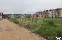 De vanzare teren, 500 mp, cu front de 35 ml