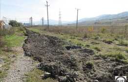 Teren 2688 mp, cu autorizatie de constructie hala, curent trifazic