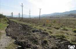 Teren 2688 mp, cu autorizatie de constructie hala, curent trifazic