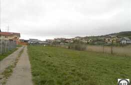 Teren de vanzare 500 mp, cu front 25 ml, POT 35 % CUT 0.9, zona linistita!PUD!