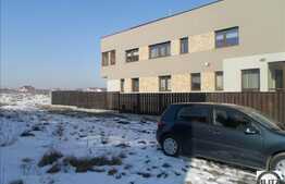 Vanzare teren 529 mp utili, cu autorizatie de constructie, POT 35 % CUT 0.9