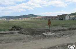 Vanzare teren cu 513 mp, front de 35 ml, PUD.