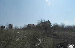 Vanzare teren 900 mp, front 40 ml, POT 45 % CUT 1.8, cu priveliste deosebita!