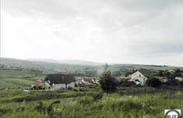 Teren de vanzare 500 mp, front 23 ml, utilitatile la front, cu panorama