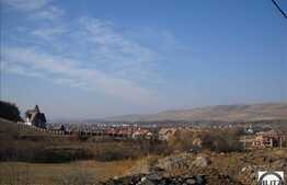 2000 mp in zona verde! Zona Floresti!