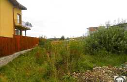 Vanzare teren, 518 mp, 14 ml front stradal, utilitati la front, zona linistita!