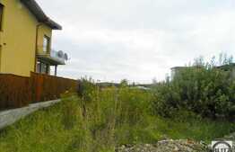 Vanzare teren, 518 mp, 14 ml front stradal, utilitati la front, zona linistita!