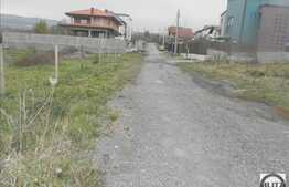 Teren de vanzare, 700 mp, front stradal de 38 ml, utilitati in apropiere!