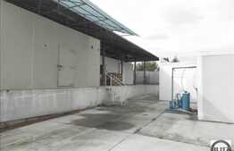 Teren 1900 mp, front 30 ml, zona linistita, hala si cladire birouri la front!