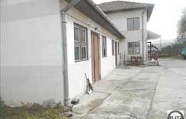 Teren 1900 mp, front 30 ml, zona linistita, hala si cladire birouri la front!