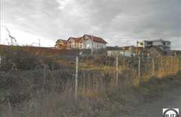 Vanzare teren 1000 mp, front la 2 strazi! Ideal pentru o casa sau duplex!