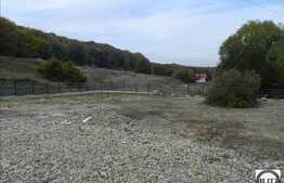Teren de vanzare, in Faget, 1200 mp cu un front de 25 ml