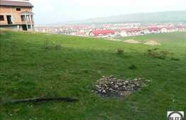 Teren cu suprafata de 500 mp de vanzare, front 20 ml, langa padure