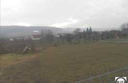 Teren de vanzare 1300 mp, front 37 ml, utilitati la front, zona linistita!