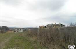 Teren de vanzare in Faget, 525 mp cu front de 28 ml. Toate utilitatile la front!