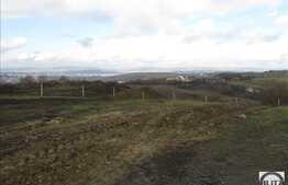 Teren de vanzare cu PUZ , 1447 mp, 2 fronturi, zona Borhanci