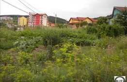 Vanzare teren in zona Teilor cu 1000 mp, front la 2 strazi!