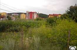 Vanzare teren in zona Teilor cu 1000 mp, front la 2 strazi!
