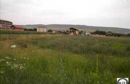 De vanzare teren in zona Terra cu 1200 mp!  Pretabil casa individuala