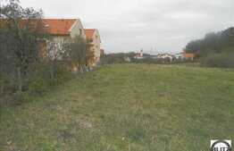 Teren 1087 mp, front stradal 19 ml, utilitati la front, autorizatie constructie!