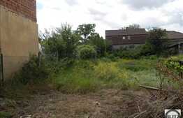 Teren de vanzare 1022 mp, front stradal 15,5 ml, zona linistita de case/vile