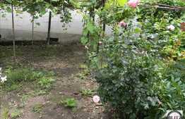 Teren de vanzare 1022 mp, front stradal 15,5 ml, zona linistita de case/vile