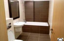 1 camera decomandata de vanzare 38.43 mp + balcon