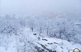 Teren de vanzare  1500 mp si front de 30 ml si panorama deosebita